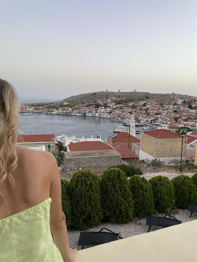 Marina Castellana Studios Chalki Town Luaran gambar