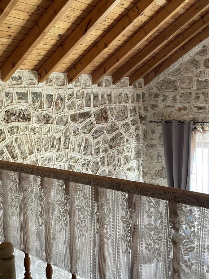 Marina Castellana Studios Chalki Town Luaran gambar